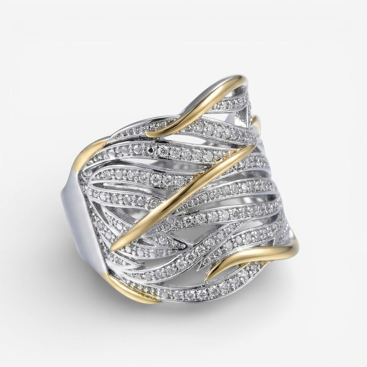 Eleganter Geflochtener Ring
