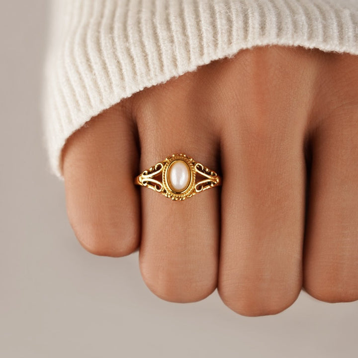 Vintage Royal Ring mit Perle
